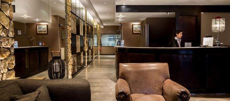 Entrada Recepcion Hotel Lennox Ushuaia Tierra Del Fuego