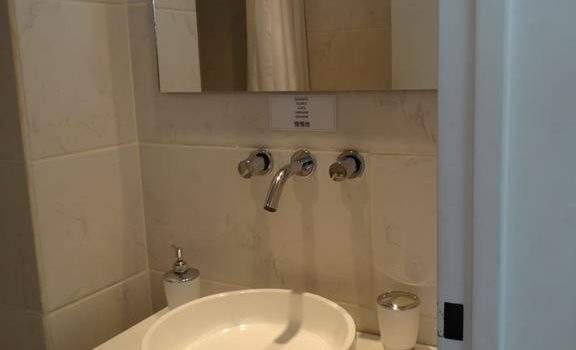 Bano Fuegit Ushuaia Aparthotel Fuegia Apart Tierra Del Fuego